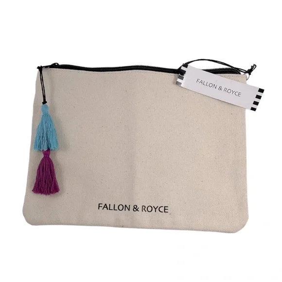 🌟Fallon & Royce HE SAID I WAS DELUSIONAL I NEARLY FELL OFF MY UNICORN Pouch NWT - Picture 3 of 4